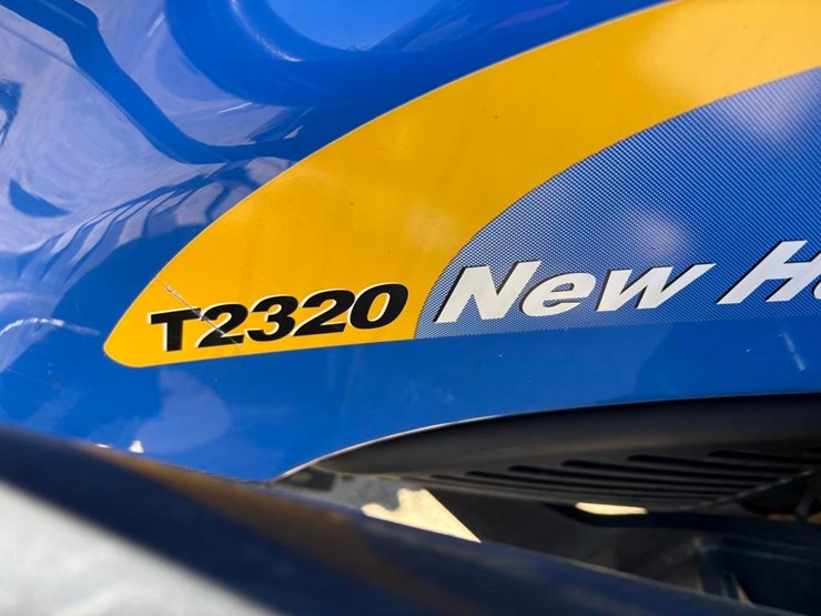 new-holland-t2320-image-7