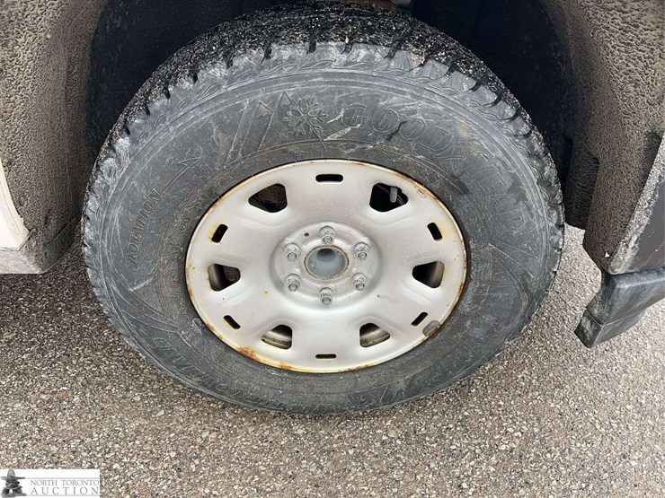 2018-chevrolet-silverado-1500-image-19