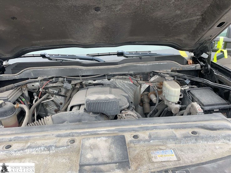 2016-chevrolet-silverado-2500hd-image-10