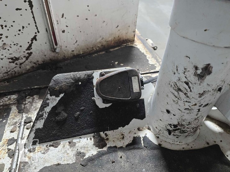 2017-roadtec-rp190e-image-23