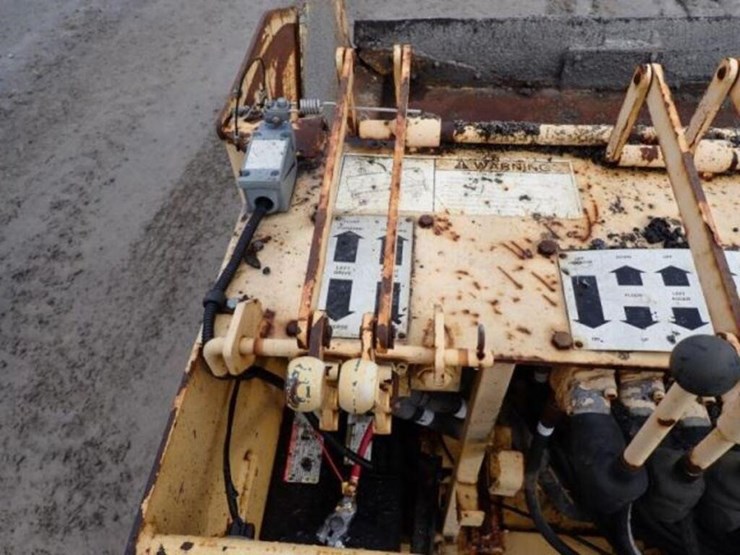 2007-gehl-1448-image-11