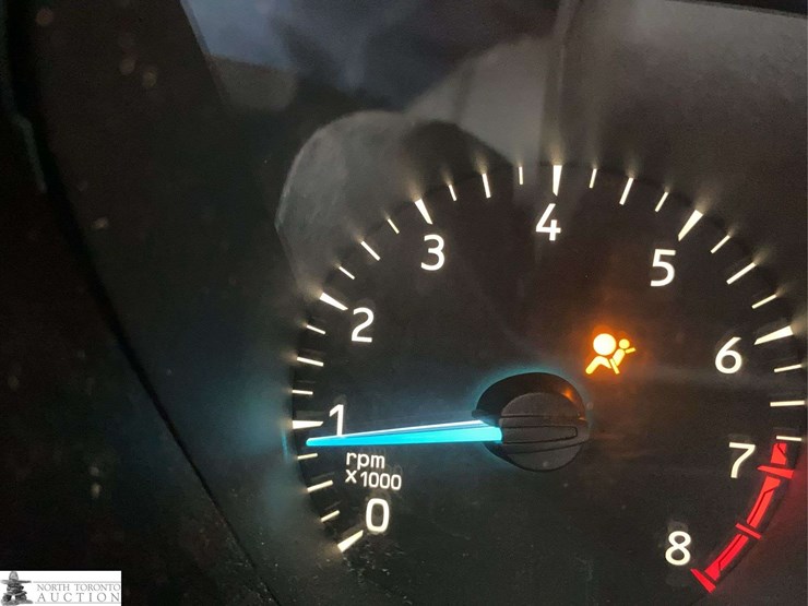 2016-ford-transit-image-18