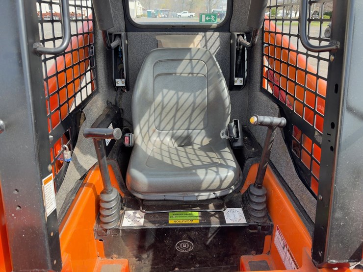 2021-gehl-rt105-image-19