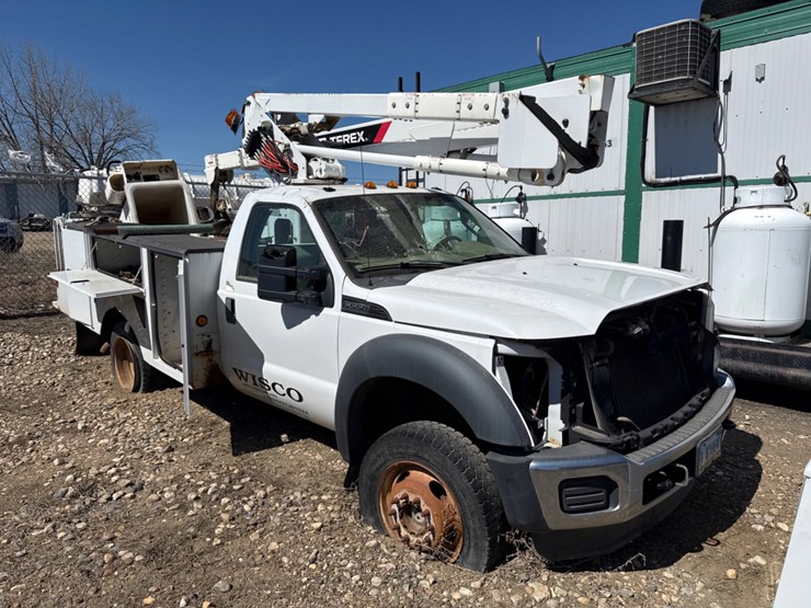 2012-ford-f550-image-2