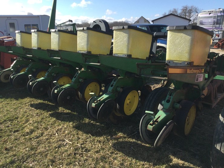 john-deere-7200-image-2