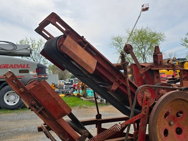 new-holland-269-image-11