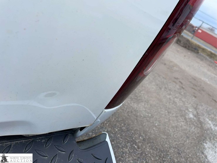 2012-chevrolet-colorado-image-30