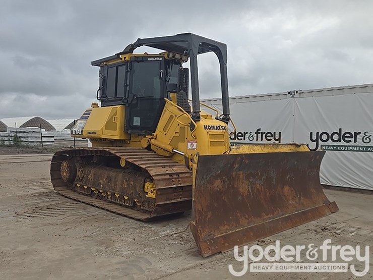 2014-komatsu-d61px-23-image-7