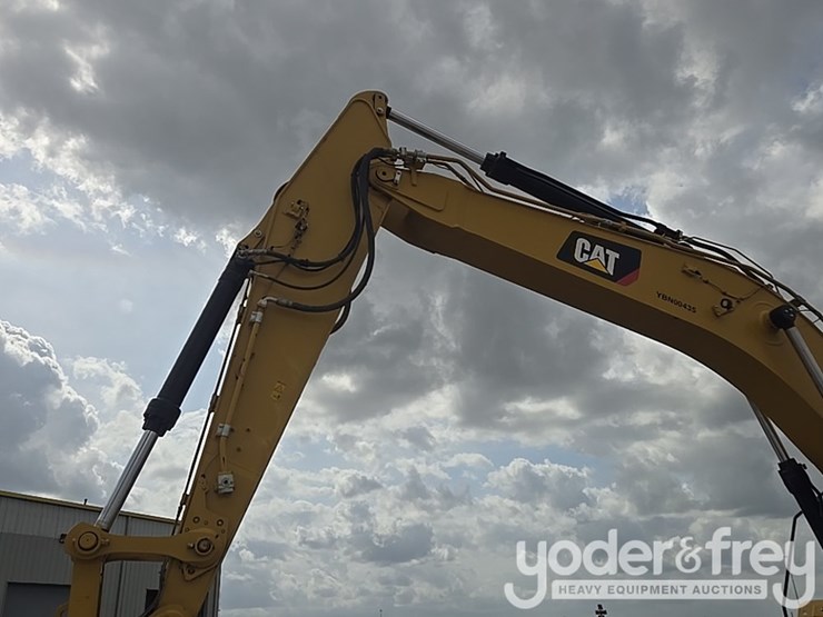2019-caterpillar-336-image-33
