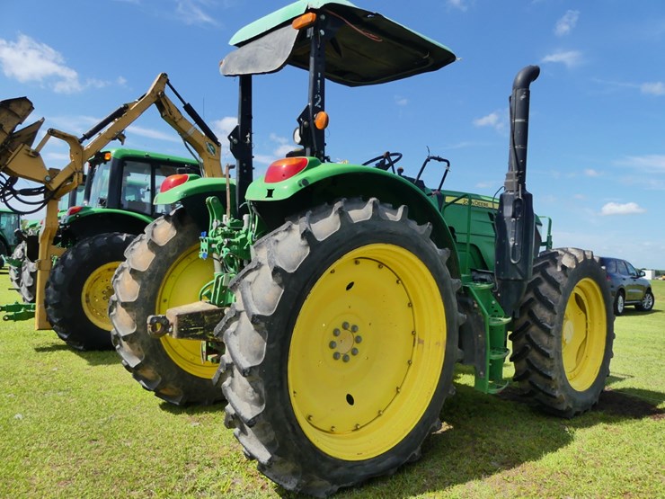 john-deere-6120m-image-3