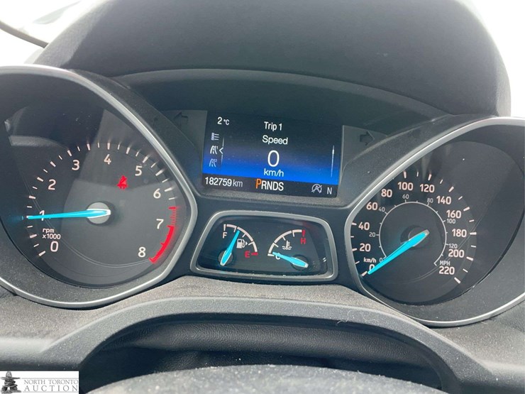 2017-ford-escape-image-12