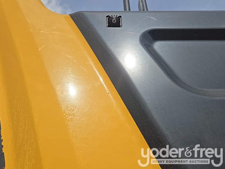 2019-caterpillar-336-image-138