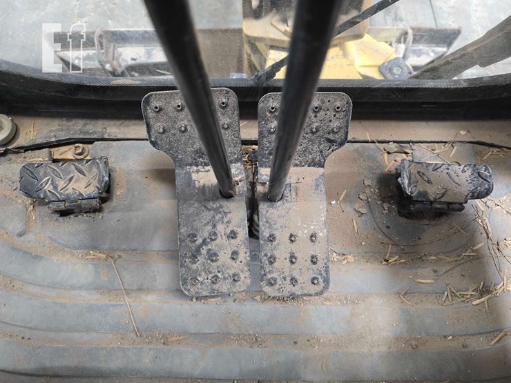 2008-caterpillar-301.8c-image-20