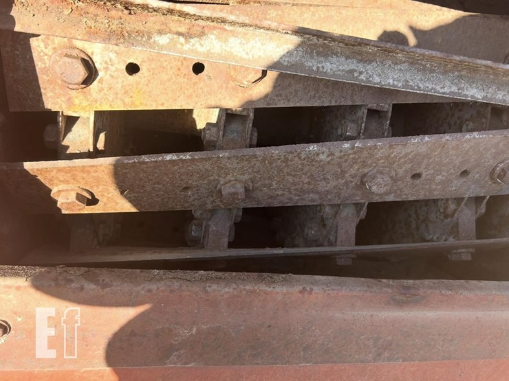 new-holland-900-image-14