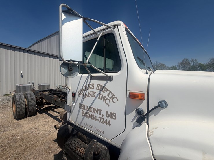 1990-international-4900-image-21