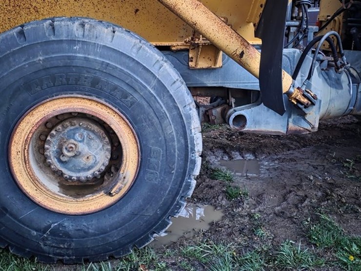 2005-komatsu-hm300-1-image-15