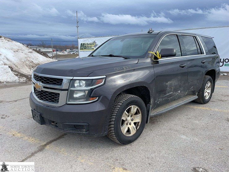 2017-chevrolet-tahoe-image-1