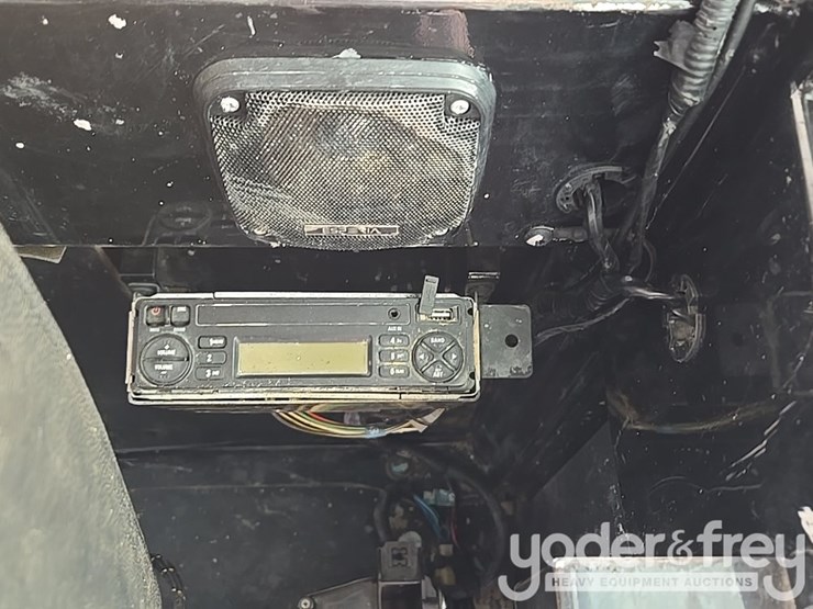 2018-caterpillar-305.5-image-103