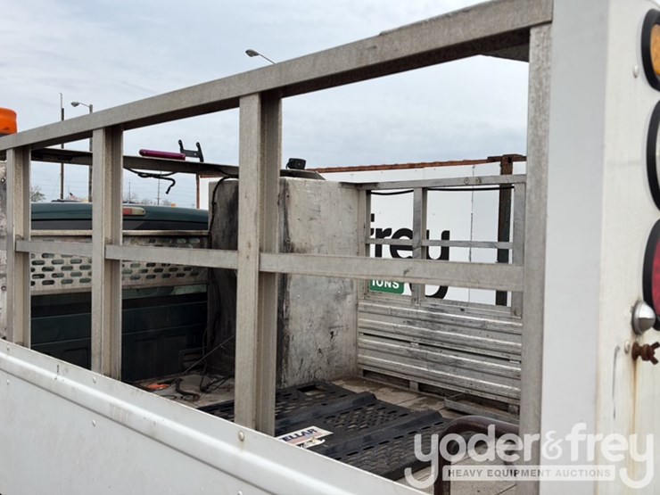 2008-ford-f350-image-34