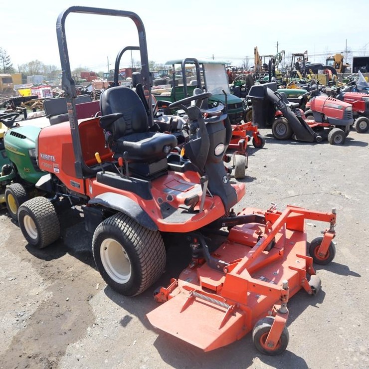 KUBOTA F3990
