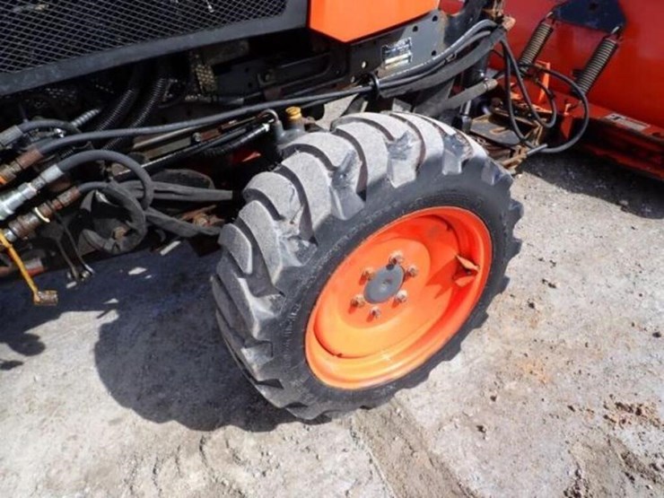 2017-kubota-b2650hsd-image-52