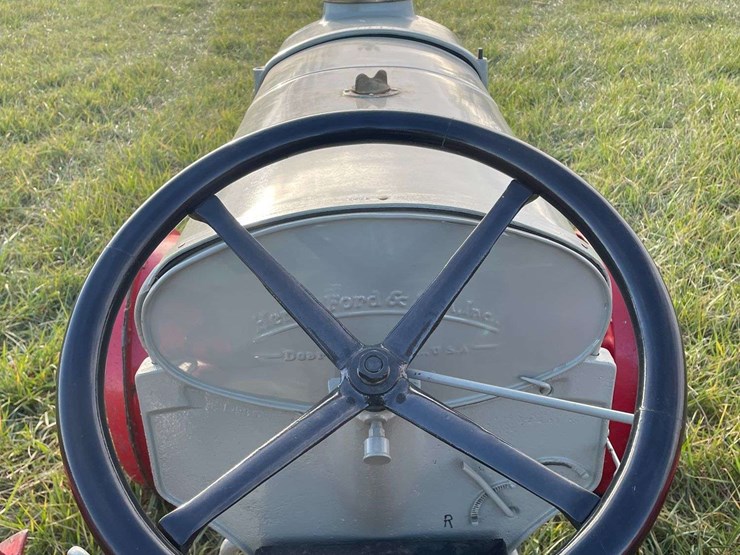 1918-fordson-tractor-image-44