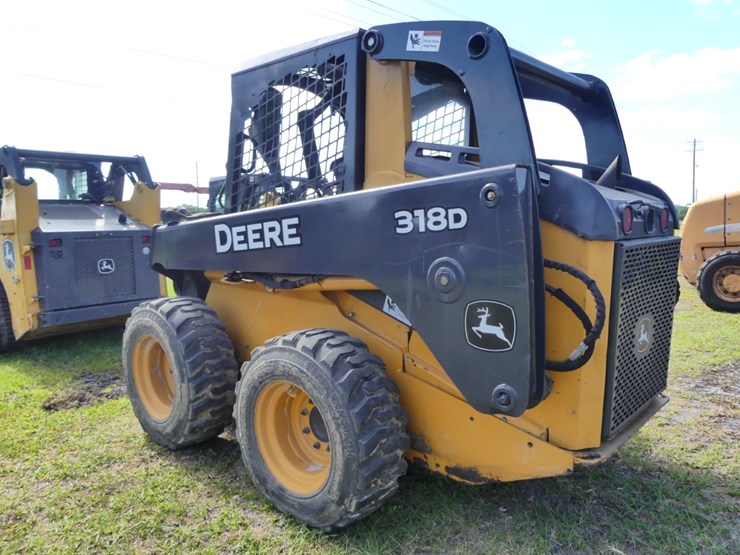 deere-318d-image-4