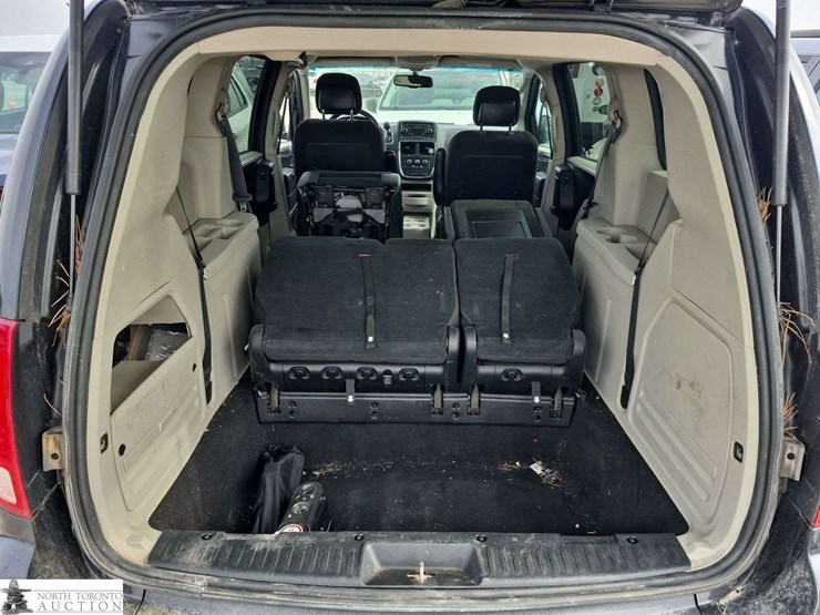 2016-dodge-grand-caravan-sxt-image-20