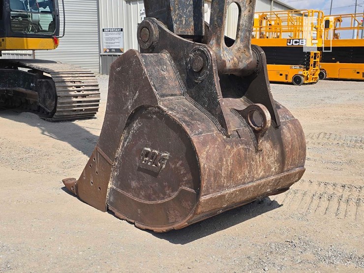 2018-deere-350g-lc-image-12