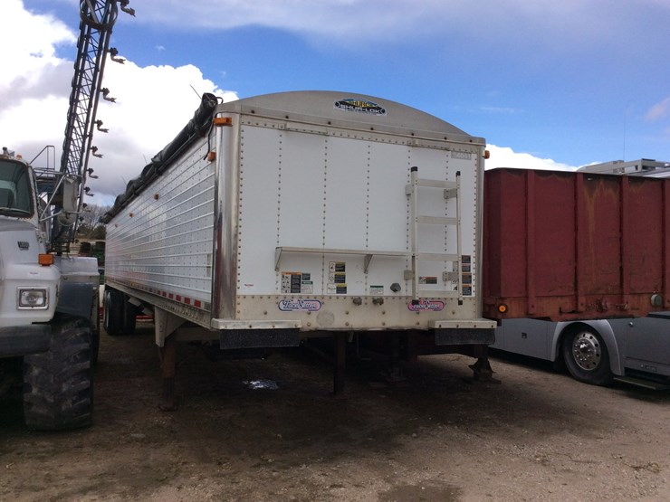 2006-wilson-hopper-bottom-image-2