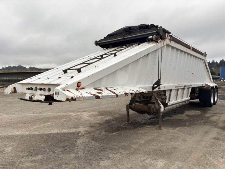 2000-construction-t/a-belly-dump-trailer-image-1