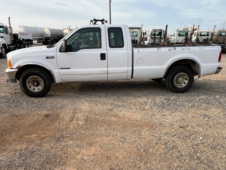 2001-ford-f250-image-8