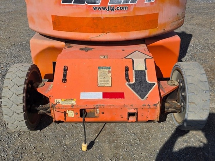 jlg-e400ajp-image-15