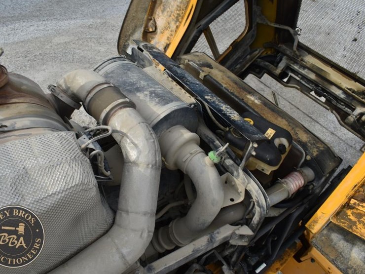 2015-volvo-l150h-image-61