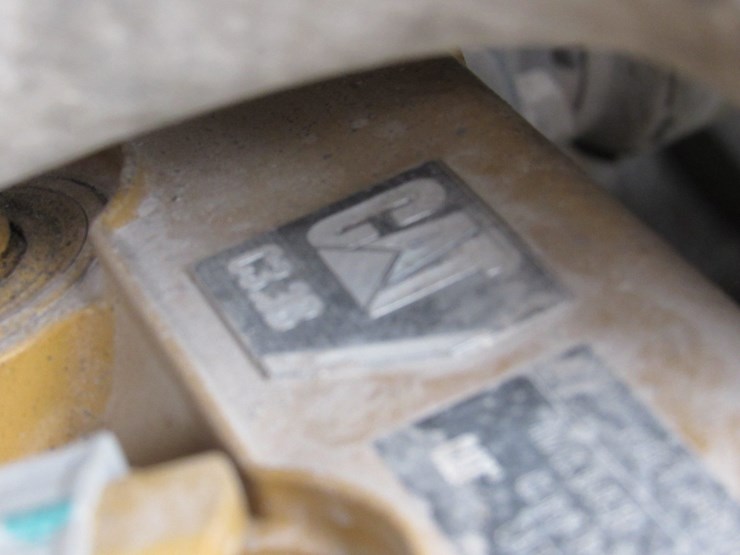 caterpillar-262d-image-27