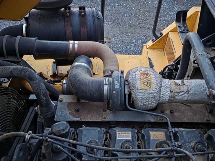 2005-komatsu-hm300-1-image-42