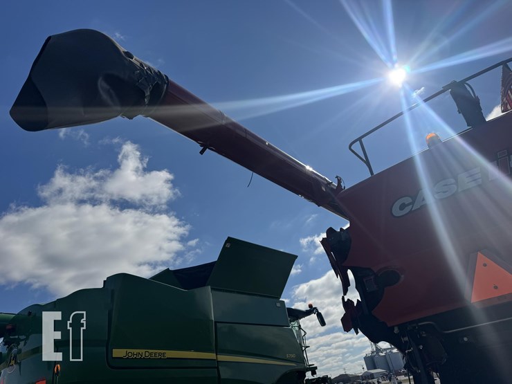 2008-case-ih-8010-image-16