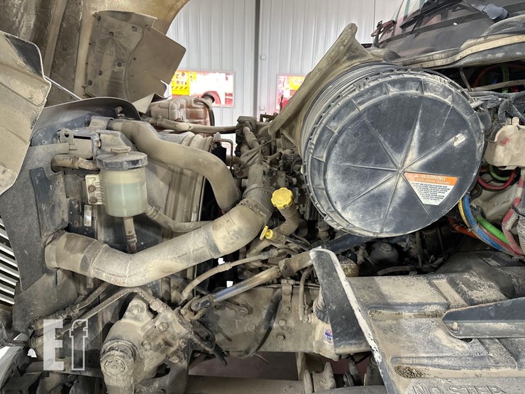 2012-international-prostar-image-23