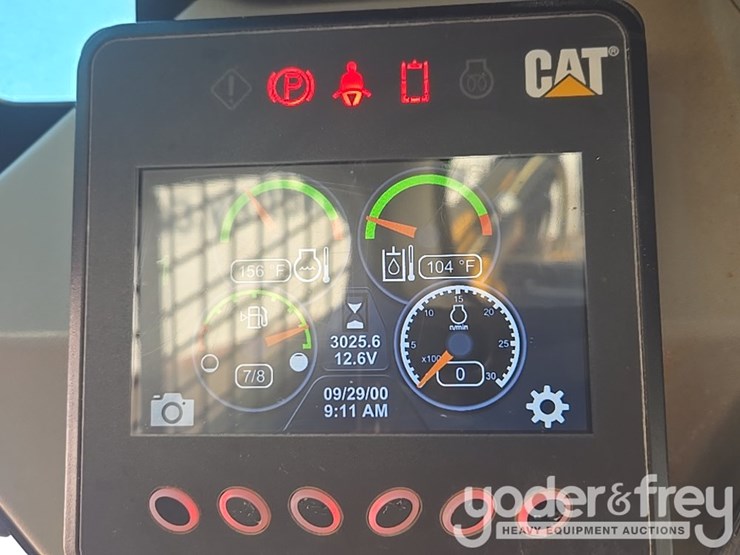 2021-caterpillar-289d3-image-96