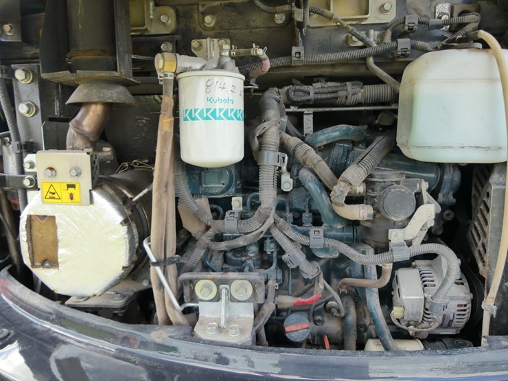 kubota-u55-5-image-7