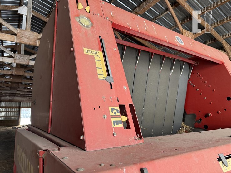 new-holland-664-image-28