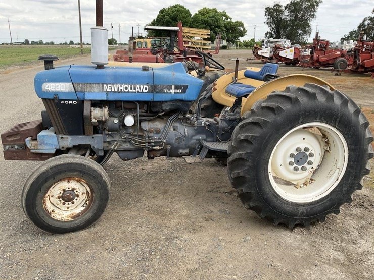 new-holland-4630-image-4