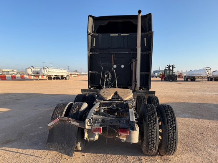 2015-international-prostar-image-6