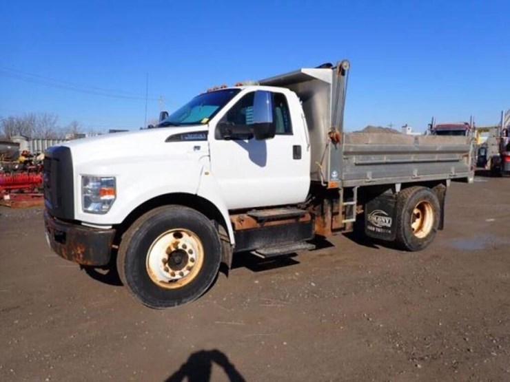 2016-ford-f650-image-1