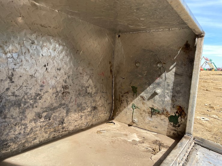 #3971-•-(2)-aluminum-truck-tool-box's-image-16