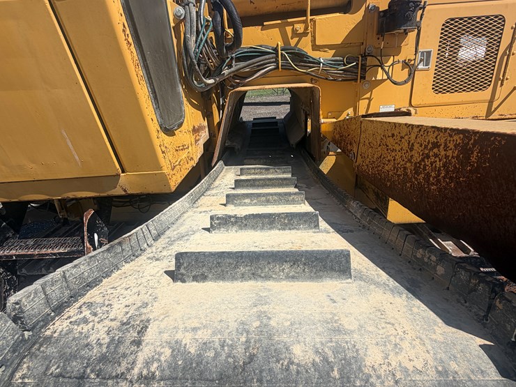 2007-vermeer-t755-commander-iii-image-19