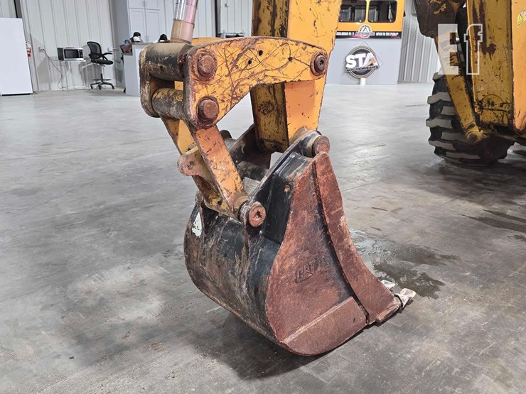 2006-caterpillar-416e-image-15