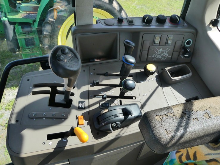 2011-john-deere-6430-image-11