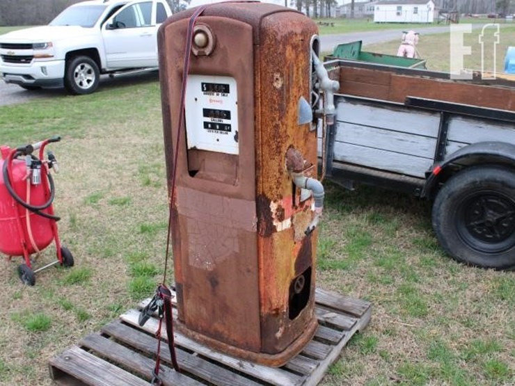#1111-vintage-bennett-gas-pump-mod-766-has-rust-mi-image-5