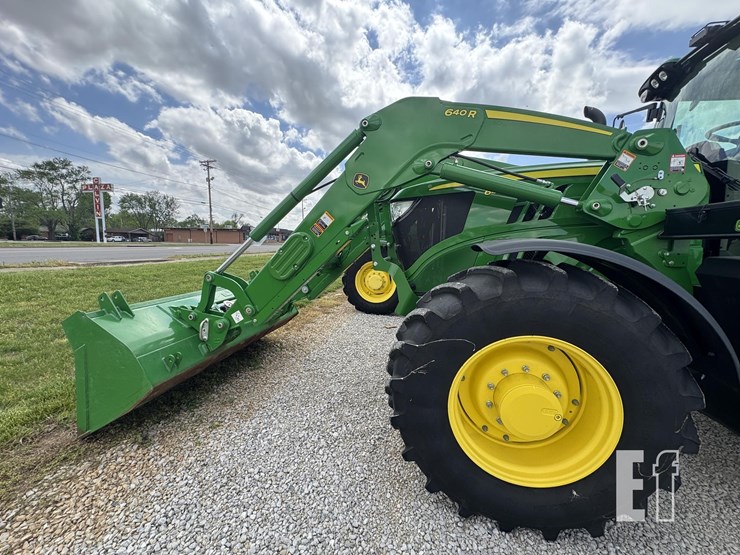 2024-john-deere-6155m-image-14